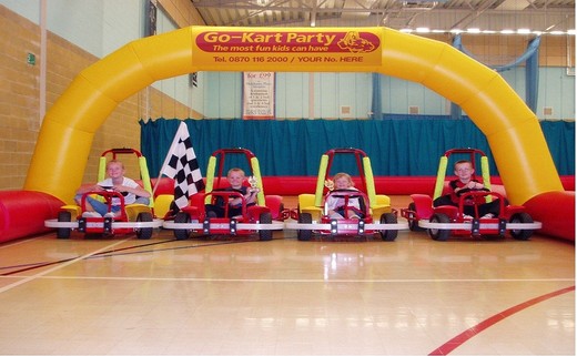 Regular_go_kart_party_image