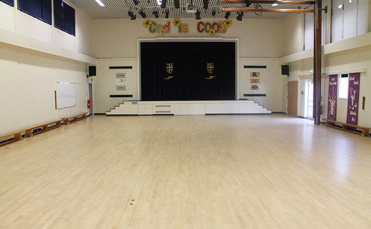 Regular_st_james_hall_theatre_pic_1_1040x642