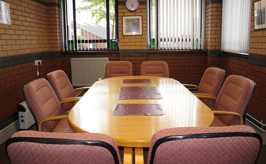 Regular_meeting_room_2_1040x642
