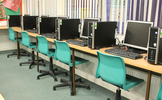 Regular_brownedge_classroomsimg_3008_thumb_